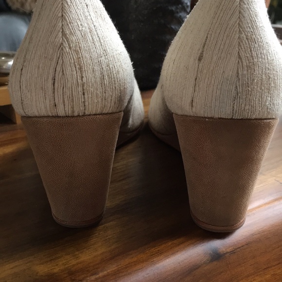 Taryn Rose Peep toe wedges size 8 1/2 m - Picture 6 of 6